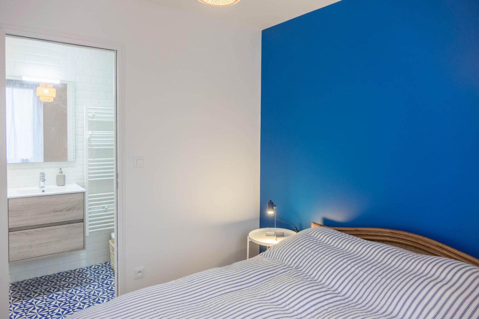 Beau Quartier Et Central, Maison Spacieuse Avec Cour, 3 Chambres, 3 Salles De Bains A 10 Min A Pied De La Gare Orléans Exterior photo